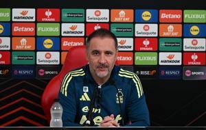 İngiliz basınından Vitor Pereira'ya eleştiri! Fenerbahçe maçı sonrası 'büyük korku' yorumu...