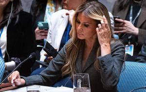 İran’da ilkokul vurulurken, Melania Trump ‘çocuk hakları’ oturumuna başkanlık etti