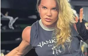 Biricik Suden’den gündem olan paylaşım: “Ahh yaşlılık…”