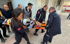 ÇAT KAPI FACİA: 5 metre aşağı düştü