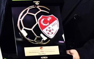 Fenerbahçe, Bursaspor ve Fatih Tekke'ye Fair Play ödülleri verildi