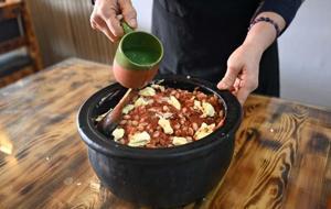 Yerli ve Yabancı Turistlerin Vazgeçilmezi: Nevşehir’in Güveçte Kuru Fasulyesi! Güveçte Kuru Fasulye Malzemeler ve Tarifi