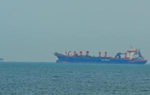 Hürmüz alarm veriyor: Orta Doğu’da savaşın ikinci haftasında trafik durdu!