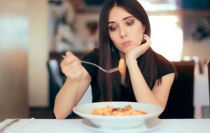 İrade Eksikliği mi, Duygusal Döngü mü? Kilo Yönetiminde Görünmeyen Gerçekler