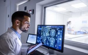 Uzmandan önemli uyarı: Kanser artık tek bir hastalık gibi değerlendirilmiyor