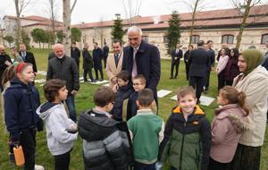 İki İznik Çinisi yıllar sonra yeniden Türkiye’de