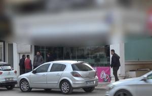 Kuyumcuya verilen birikimler buhar oldu! Kapıya yazı asıp sırra kadem bastı