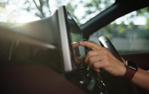 SES SİSTEMİ CEZASI KALKTI MI? Ses Sistemi Bulundurma Cezası 2026 Kararı Son Durum: Araçlarda Ses Sistemi Cezası Ne Kadar, Kaç TL?