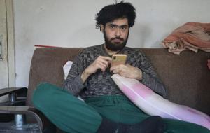  Akşama kadar bilgisayar oynuyorum, dışarıya çıkmaya gerek yok