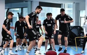 Beşiktaş, Fenerbahçe derbisi için salonda çalıştı