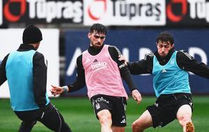 Beşiktaş’ta Fenerbahçe derbisi mesaisi çift antrenmanla sürdü