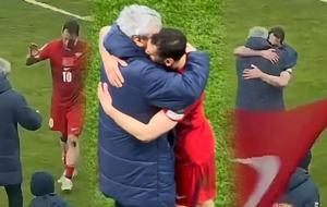 Hakan Çalhanoğlu'ndan Lucescu'ya son veda! O anlar yeniden gündem oldu...