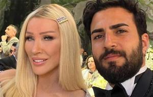 Seda Sayan’dan Güldüren Evlilik İtirafı: “Adam Kendini Nikah Masasında Buldu”