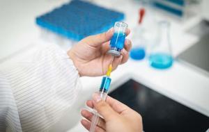 Kanserden Koruyan Aşı: Rahim Ağzı Kanseri Neredeyse Ortadan Kalkıyor! Peki Kısırlık Yapıyor Mu? HPV Aşısı Hakkında En Çok Sorulan Sorulara Bilimsel Yanıtlar