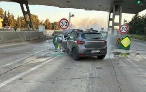 İzmir'de yanan arabadan çıkamadı: Doktor Beyza Nur'dan acı haber