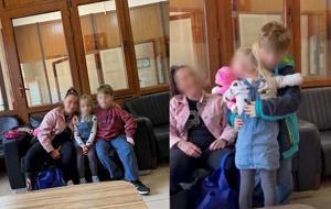 Esaretten kurtarılan Nazar, önce annesiyle şimdi de kardeşiyle kavuştu