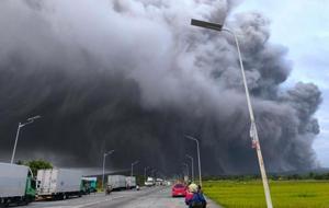 Mayon Yanardağı hareketlendi! Çok sayıda yerleşim yeri kül altında kaldı...