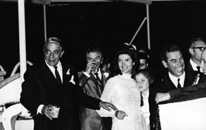 Dünya jet sosyetesinin buluşma yeriydi: Jackie Kennedy’nin aşkı yeniden bulduğu yat, alıcı bulamadı