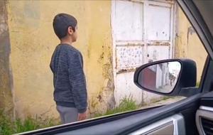 Okul müdürü hediye ile ödüllendirdi! Minik Emre'den büyük hareket