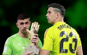 Altın Eldiven Emiliano Martinez, Süper Lig yolunda