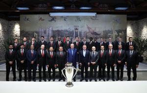 Cumhurbaşkanı Erdoğan, şampiyon Galatasaray’ı kabul etti