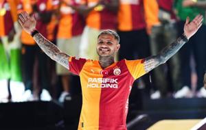 Mauro Icardi, başarılarla dolu Galatasaray kariyerine nokta koydu