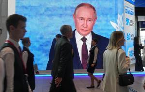 Putin’in Davos’u ikiye bölündü: Savaş ya da barış! Finans devlerinin yerini, silahlar aldı…