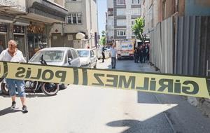 Bina yıkımında panik: Aniden çöktü