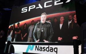 Elon Musk, SpaceX'in halka arzı sonrası dünyanın ilk trilyoneri oldu