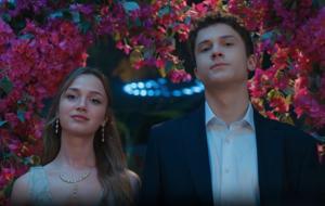 Daha 17'de Aras ve Leyla'nın Aşk Oyunu