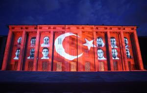 15 Temmuz Destanı TBMM duvarlarında yeniden canlandı