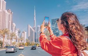 Turist getirene 800 dolarlık ödül! Savaştan etkilenen Dubai, çareyi yeni kampanyalarda arıyor…