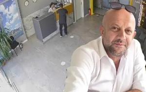 KANLI PUSU! 3 saat bekleyip, aracına binerken ateş açtı…