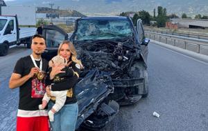 Çorum FK forması giyen Atakan Akkaynak korkuttu! Eşi ve bebeği ile trafik kazası geçirdi