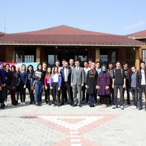 Öğrencilerine madde bağımlılığından korunma semineri