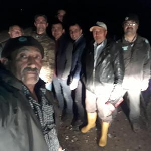 Sulama kanalına düşen kızıl geyik kurtarıldı