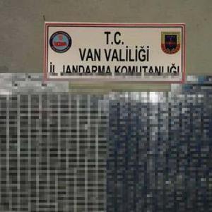 Vanda 23 bin paket kaçak sigara ele geçirildi