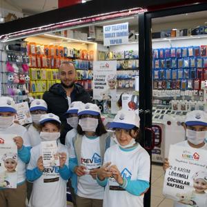 Maske takıp, lösemiye dikkat çektiler