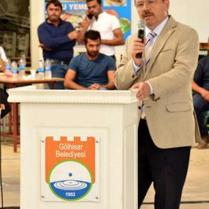Ak Partili Canural aday olmayacağını açıkladı
