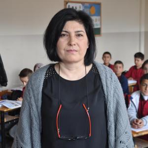 Zoru başarıp, 29 yıl sonra öğretmenlik hayaline kavuştu