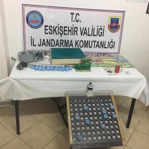 Eski fabrikada tombala oynayan 74 kişiye para cezası