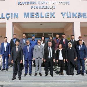 KAYÜ Rektörü Karamustafadan Pınarbaşı MYOya ziyaret