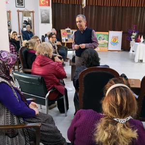 Alzheimer Derneğinde KOAH konferansı