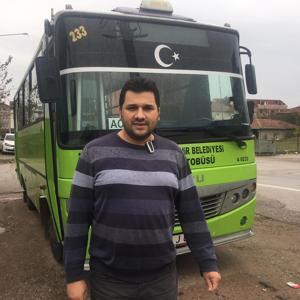 Otobüs şöförü, engelli çocuk için güzergahını değiştirdi