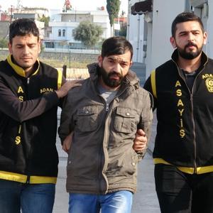 Çikolatayla kasa açtıran gaspçıyı, dokunduğu cip ve limonata ele verdi