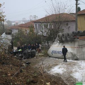 Tanker devrildi: 1 yaralı