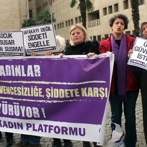 Filiz Tali: 10 ayda 329 kadın öldürüldü