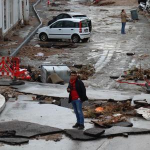 Bodrumda anonsla sel uyarısı