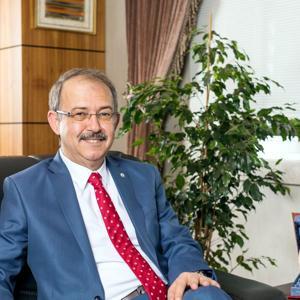 Rektör Dağlıdan, 5 Aralık mesajı