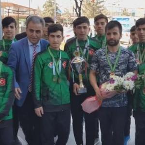 Suruçlu gençler Türkiye Şampiyonu oldu